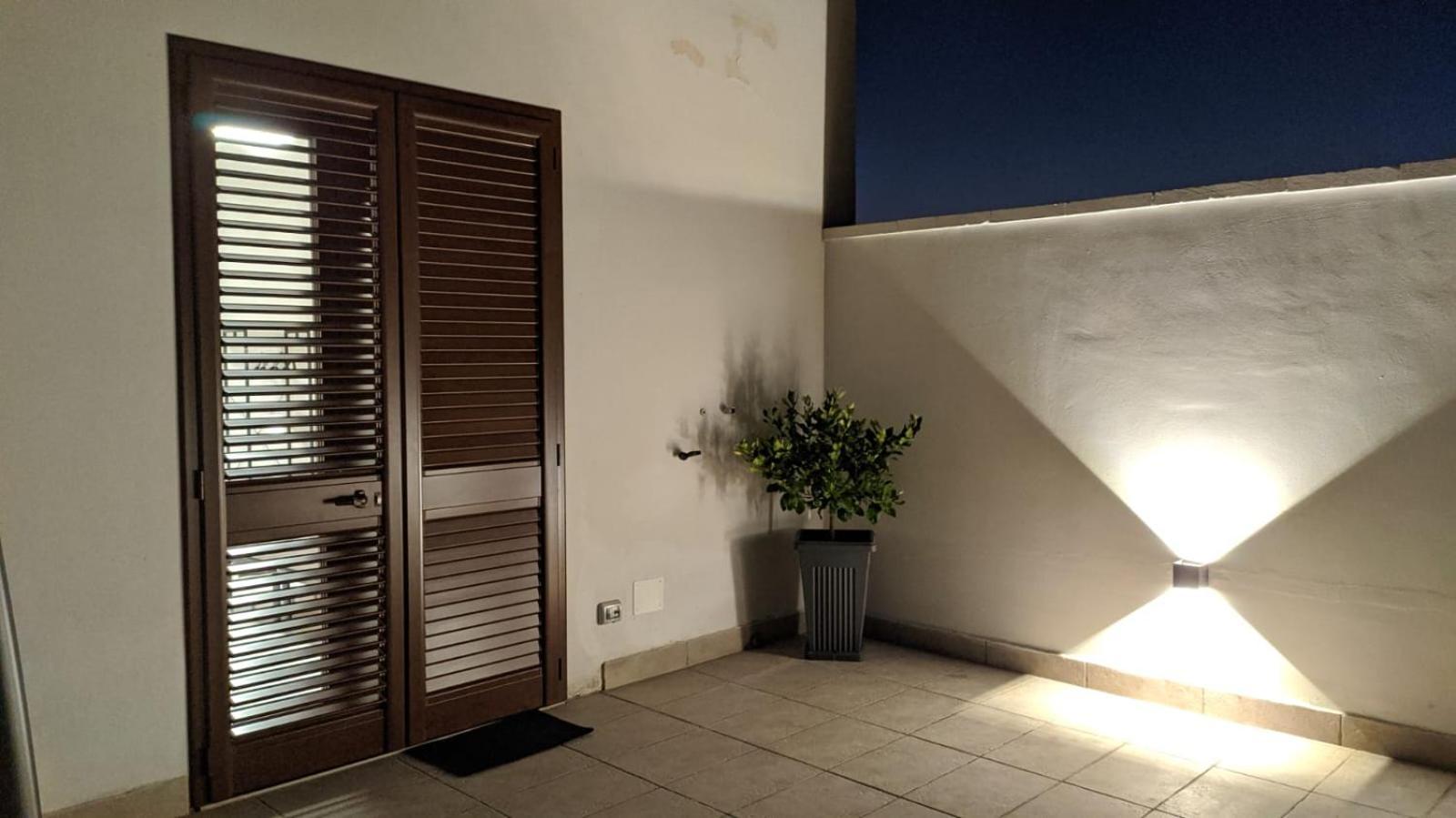 Residenza Del Sole Bed & Breakfast Surbo Luaran gambar
