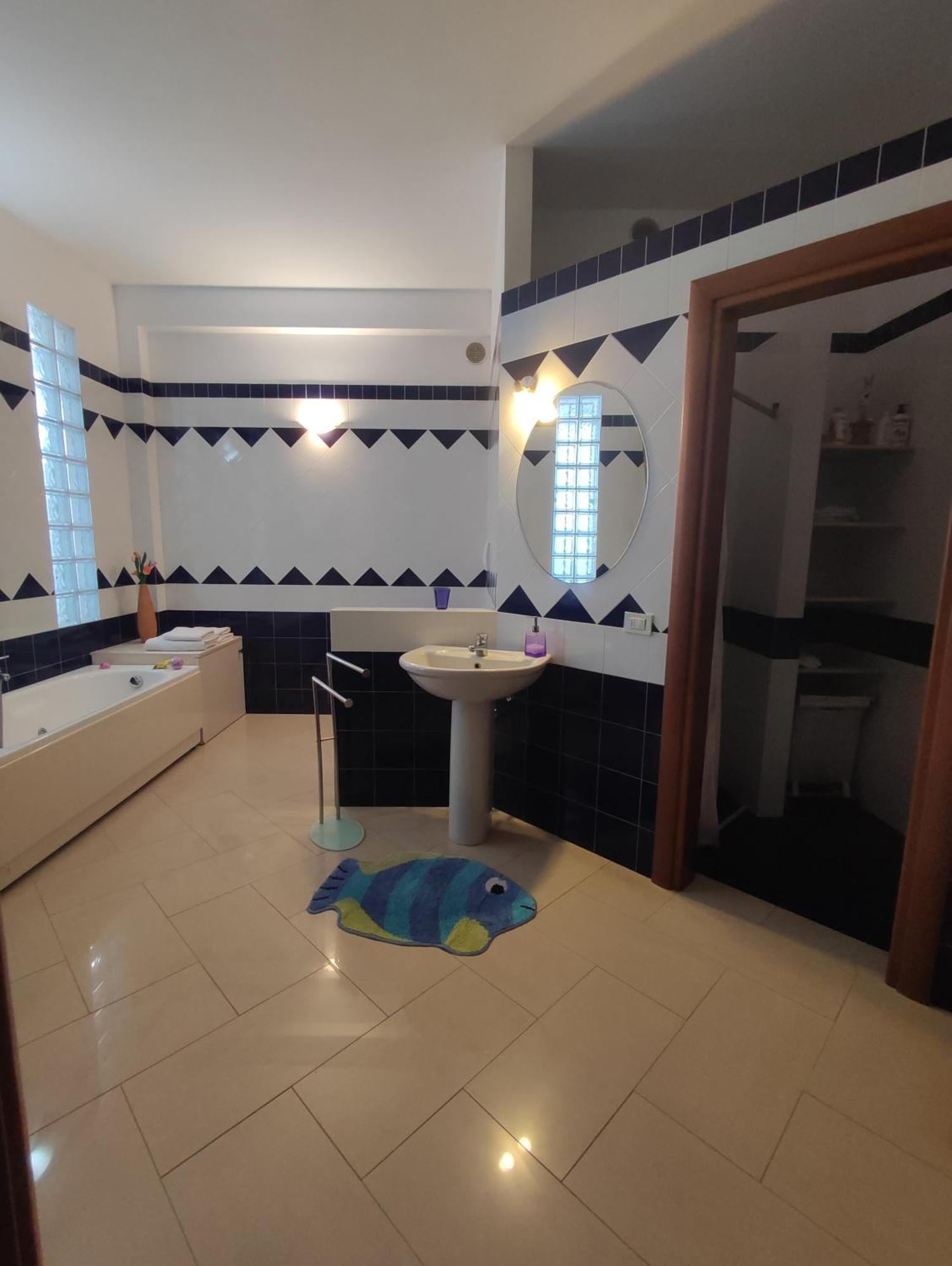 Residenza Del Sole Bed & Breakfast Surbo Luaran gambar